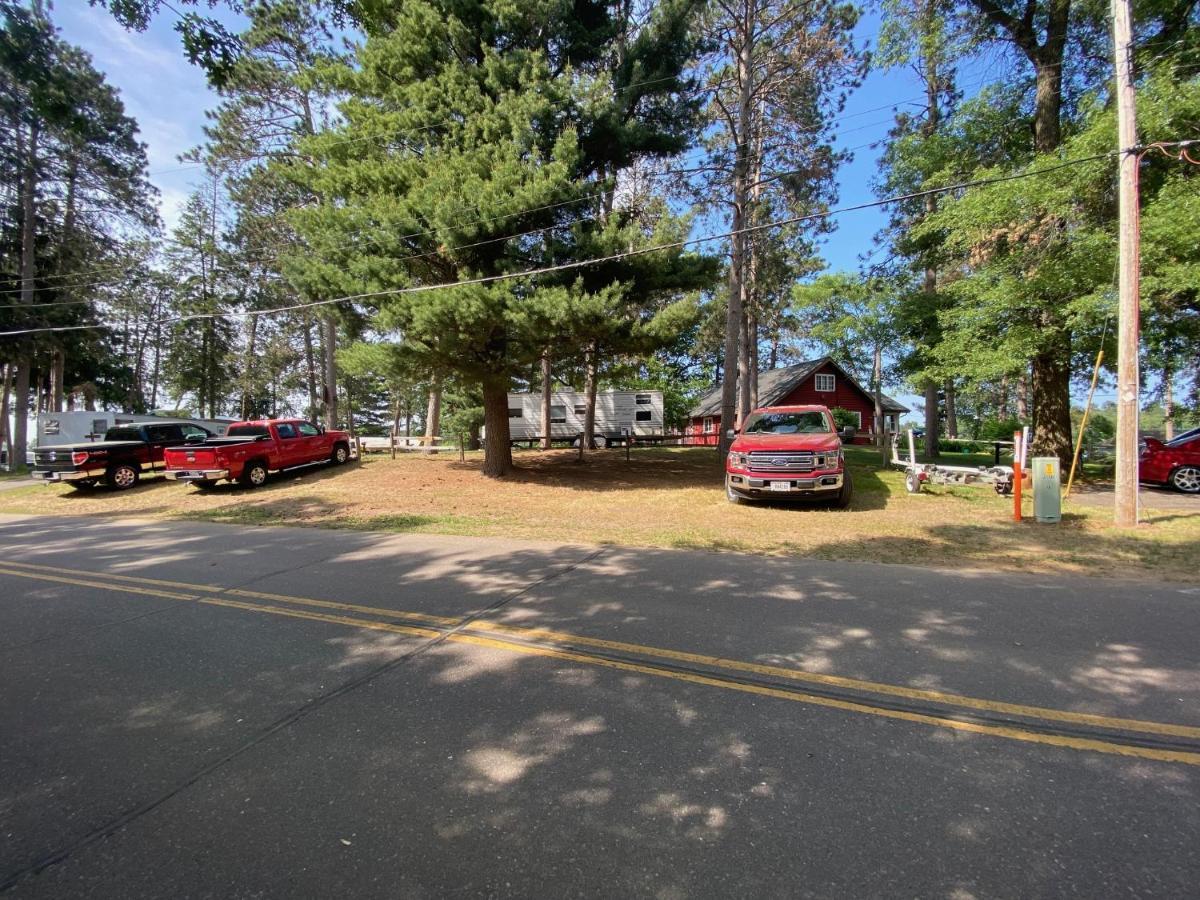 Rainbow'S End Resort Camp Chetek Екстер'єр фото
