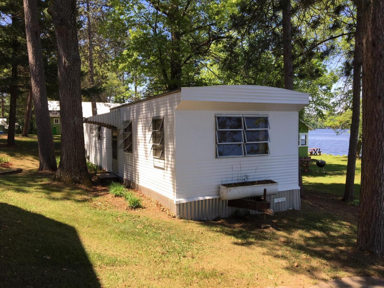 Rainbow'S End Resort Camp Chetek Екстер'єр фото